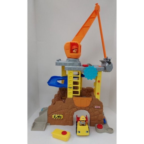 Fisher Price Little People Work Together Construction Set - Picture 2 of 9